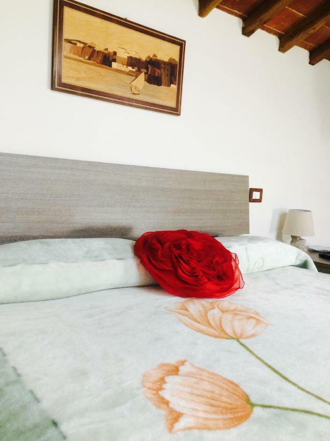 Appartement Mansarda Degli Ulivi à Rigomagno Extérieur photo