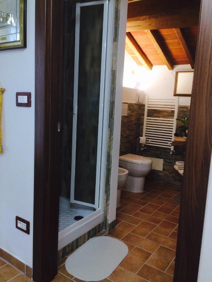 Appartement Mansarda Degli Ulivi à Rigomagno Chambre photo